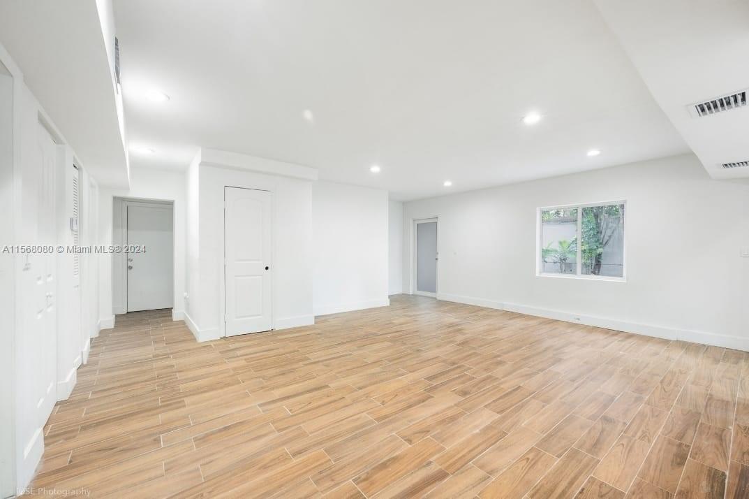 24 NW 86th St, El Portal, Florida 33150, 4 Bedrooms Bedrooms, ,2 BathroomsBathrooms,Residentiallease,For Rent,24 NW 86th St,A11568080