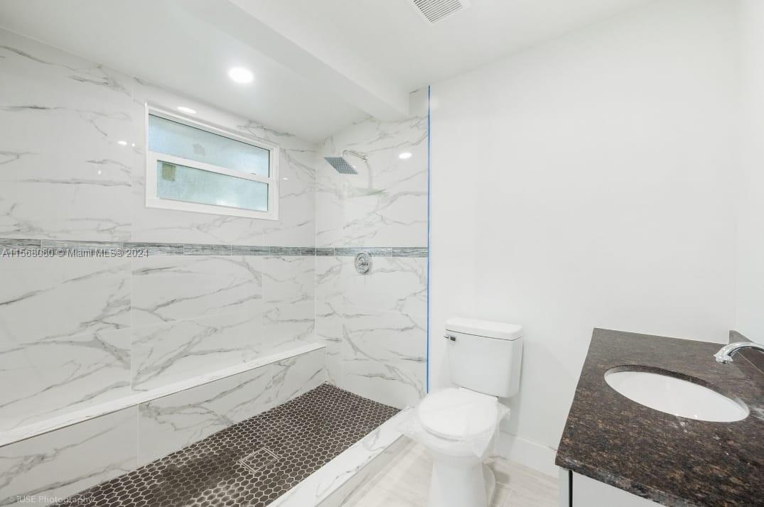 24 NW 86th St, El Portal, Florida 33150, 4 Bedrooms Bedrooms, ,2 BathroomsBathrooms,Residentiallease,For Rent,24 NW 86th St,A11568080