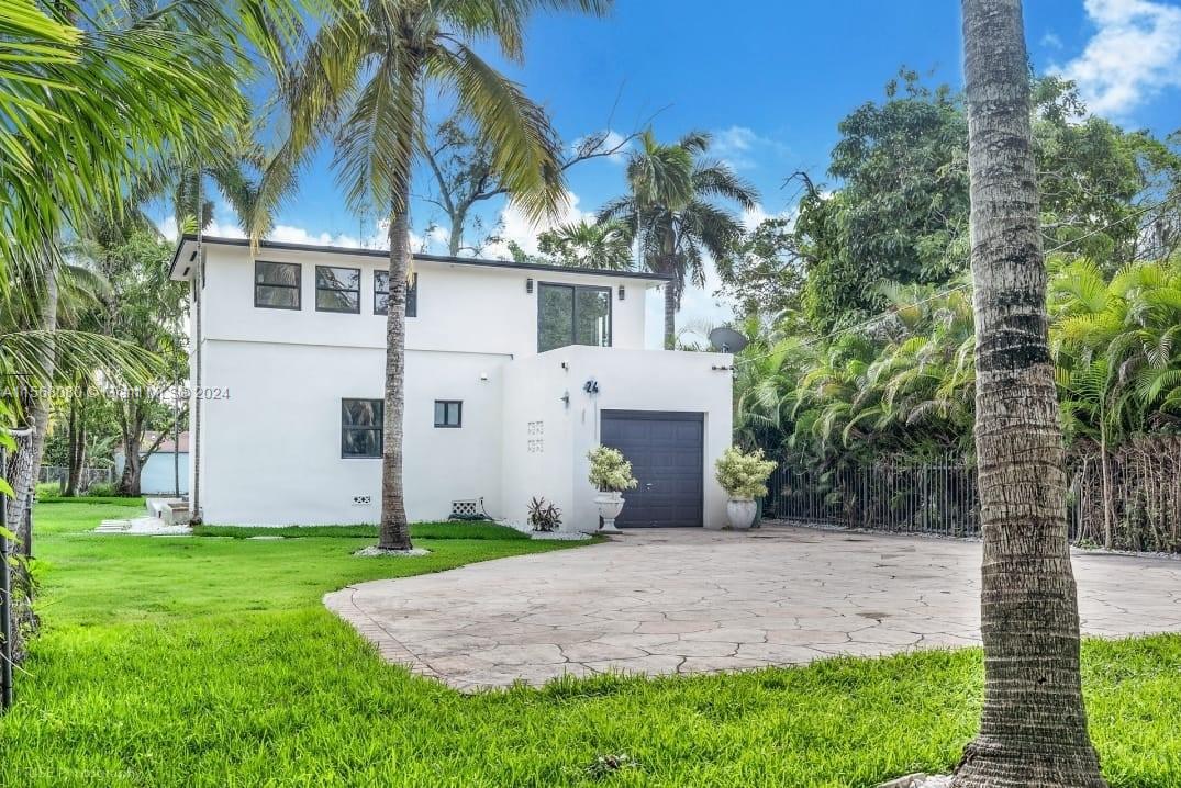 24 NW 86th St, El Portal, Florida 33150, 4 Bedrooms Bedrooms, ,2 BathroomsBathrooms,Residentiallease,For Rent,24 NW 86th St,A11568080