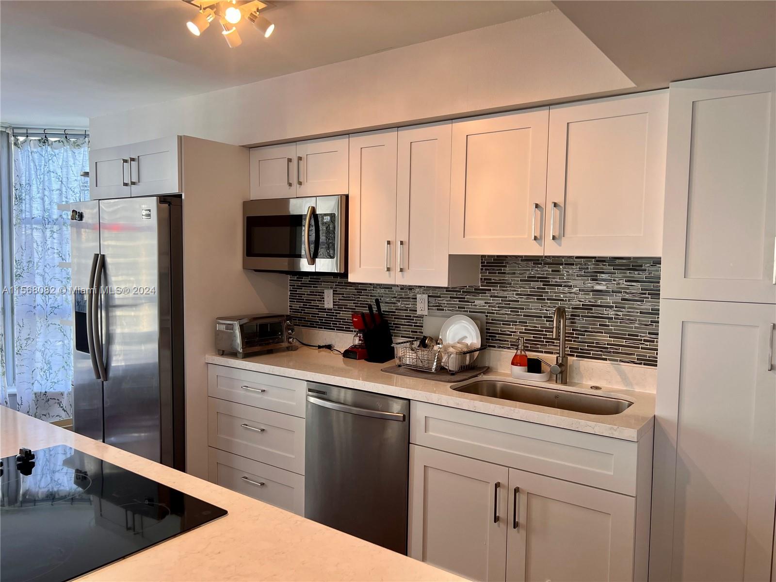 3600 Mystic Pointe Dr 1506, Aventura, Florida 33180, 2 Bedrooms Bedrooms, ,2 BathroomsBathrooms,Residentiallease,For Rent,3600 Mystic Pointe Dr 1506,A11568082