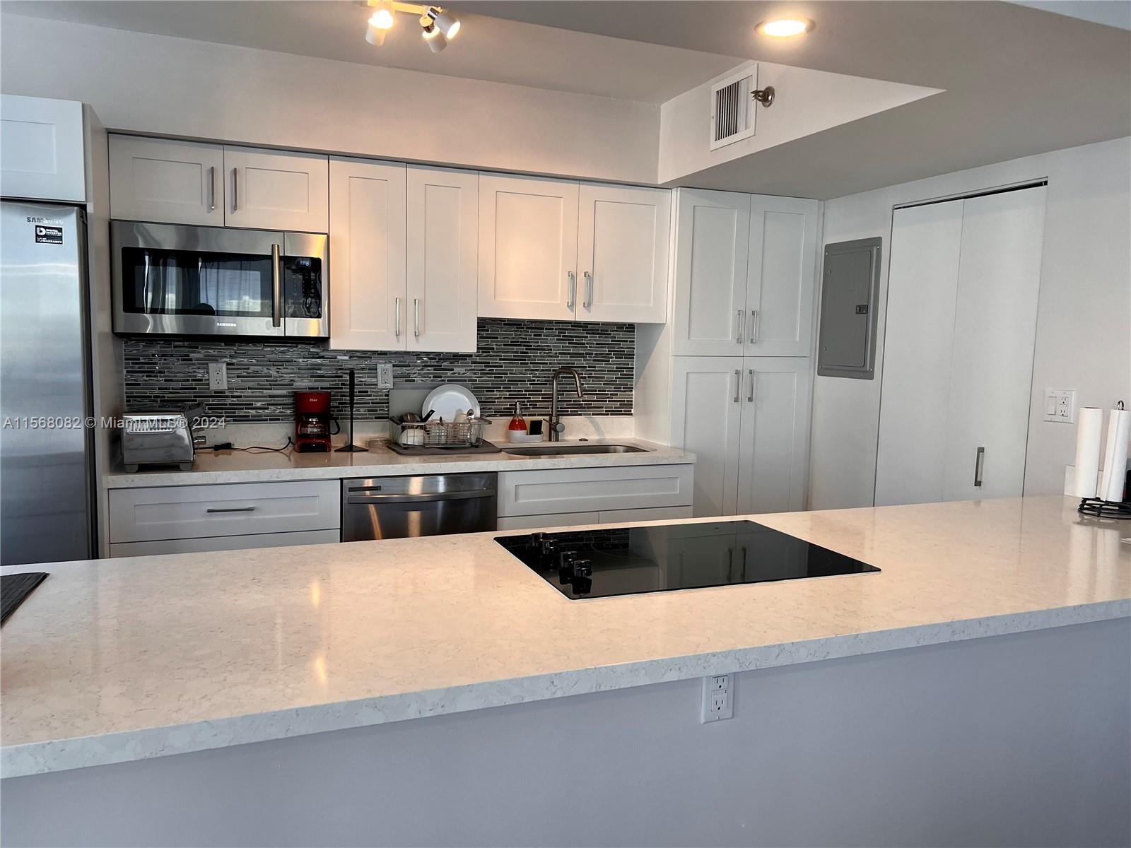 3600 Mystic Pointe Dr 1506, Aventura, Florida 33180, 2 Bedrooms Bedrooms, ,2 BathroomsBathrooms,Residentiallease,For Rent,3600 Mystic Pointe Dr 1506,A11568082