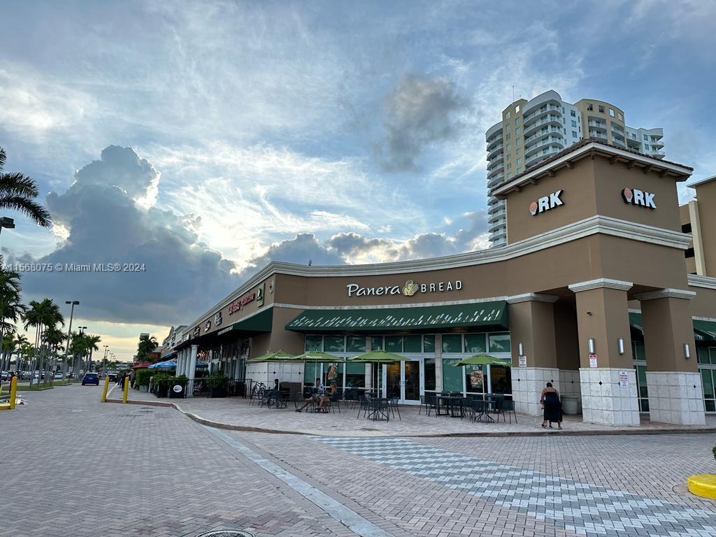 26 Diplomat Pkwy 2214, Hallandale Beach, Florida 33009, 1 Bedroom Bedrooms, ,1 BathroomBathrooms,Residentiallease,For Rent,26 Diplomat Pkwy 2214,A11568075