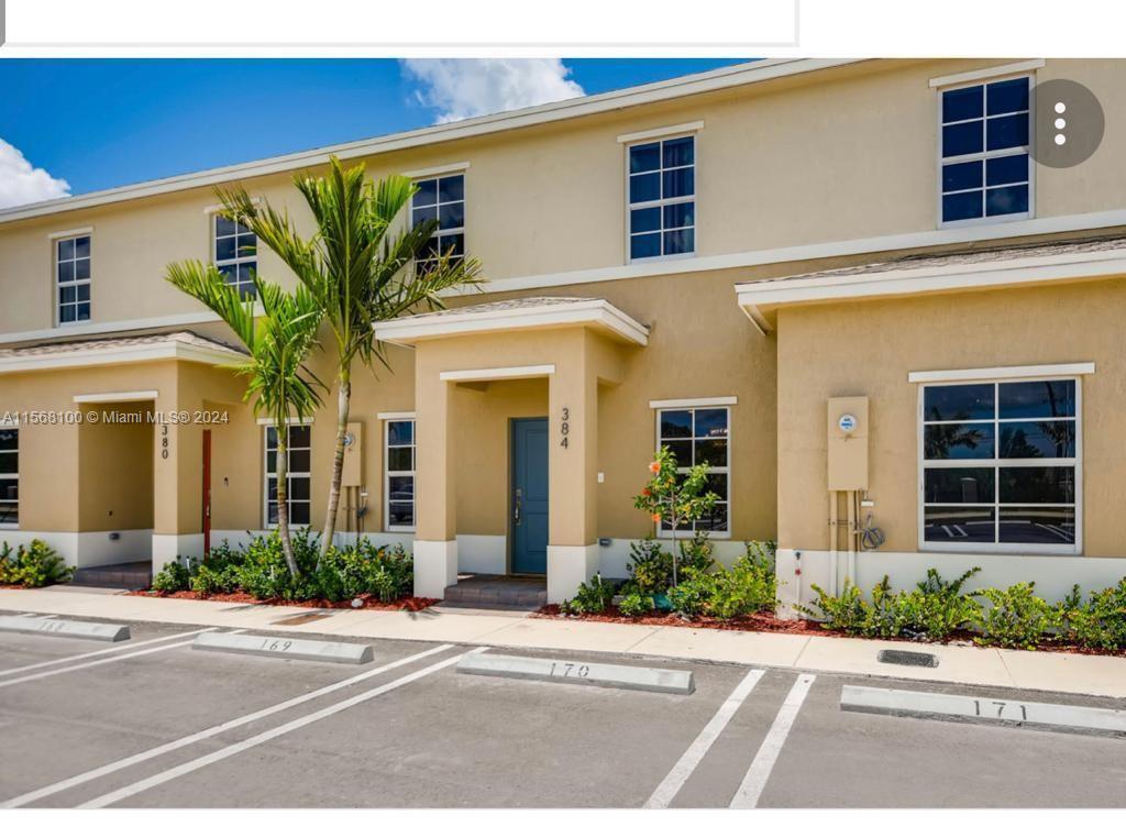 492 NE 4th Ter 492, Florida City, Florida 33034, 2 Bedrooms Bedrooms, ,2 BathroomsBathrooms,Residentiallease,For Rent,492 NE 4th Ter 492,A11568100