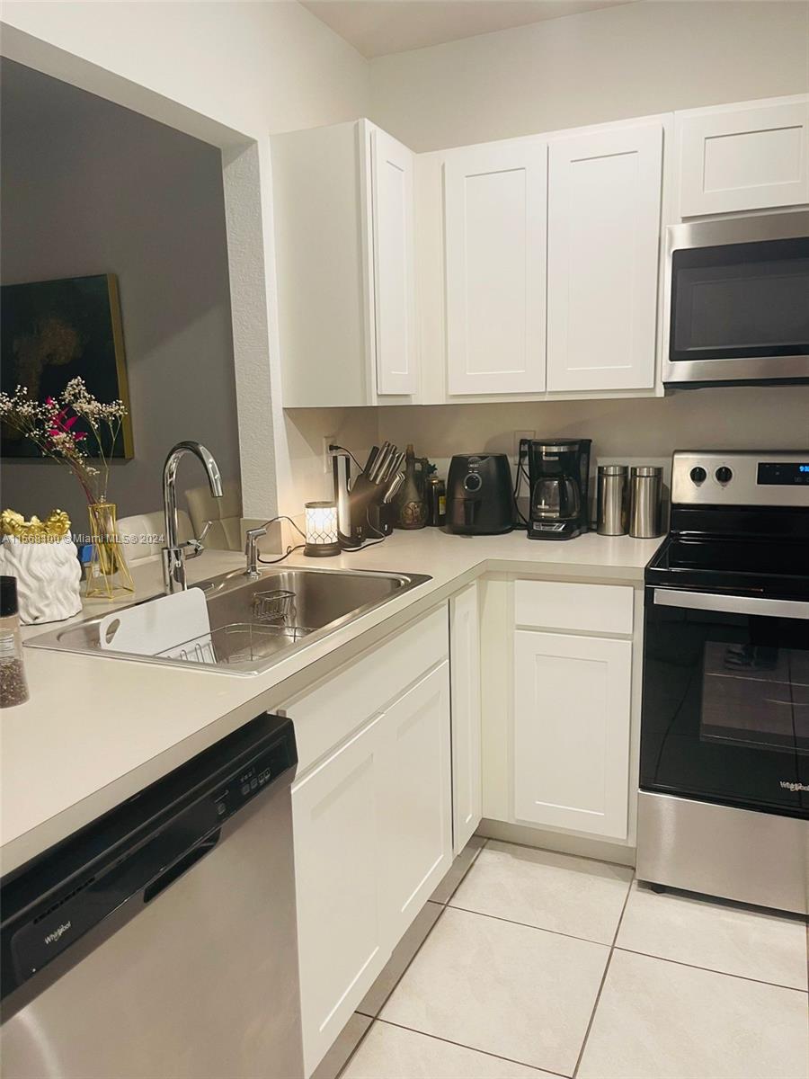 492 NE 4th Ter 492, Florida City, Florida 33034, 2 Bedrooms Bedrooms, ,2 BathroomsBathrooms,Residentiallease,For Rent,492 NE 4th Ter 492,A11568100