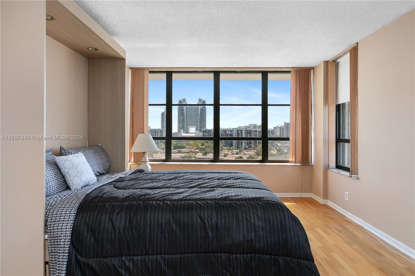 500 Three Islands Blvd 627, Hallandale Beach, Florida 33009, 2 Bedrooms Bedrooms, ,2 BathroomsBathrooms,Residentiallease,For Rent,500 Three Islands Blvd 627,A11567440