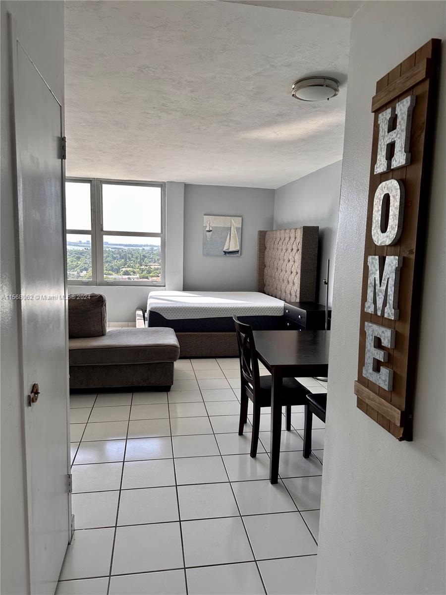 2899 Collins Ave 1634, Miami Beach, Florida 33140, ,1 BathroomBathrooms,Residential,For Sale,2899 Collins Ave 1634,A11568062
