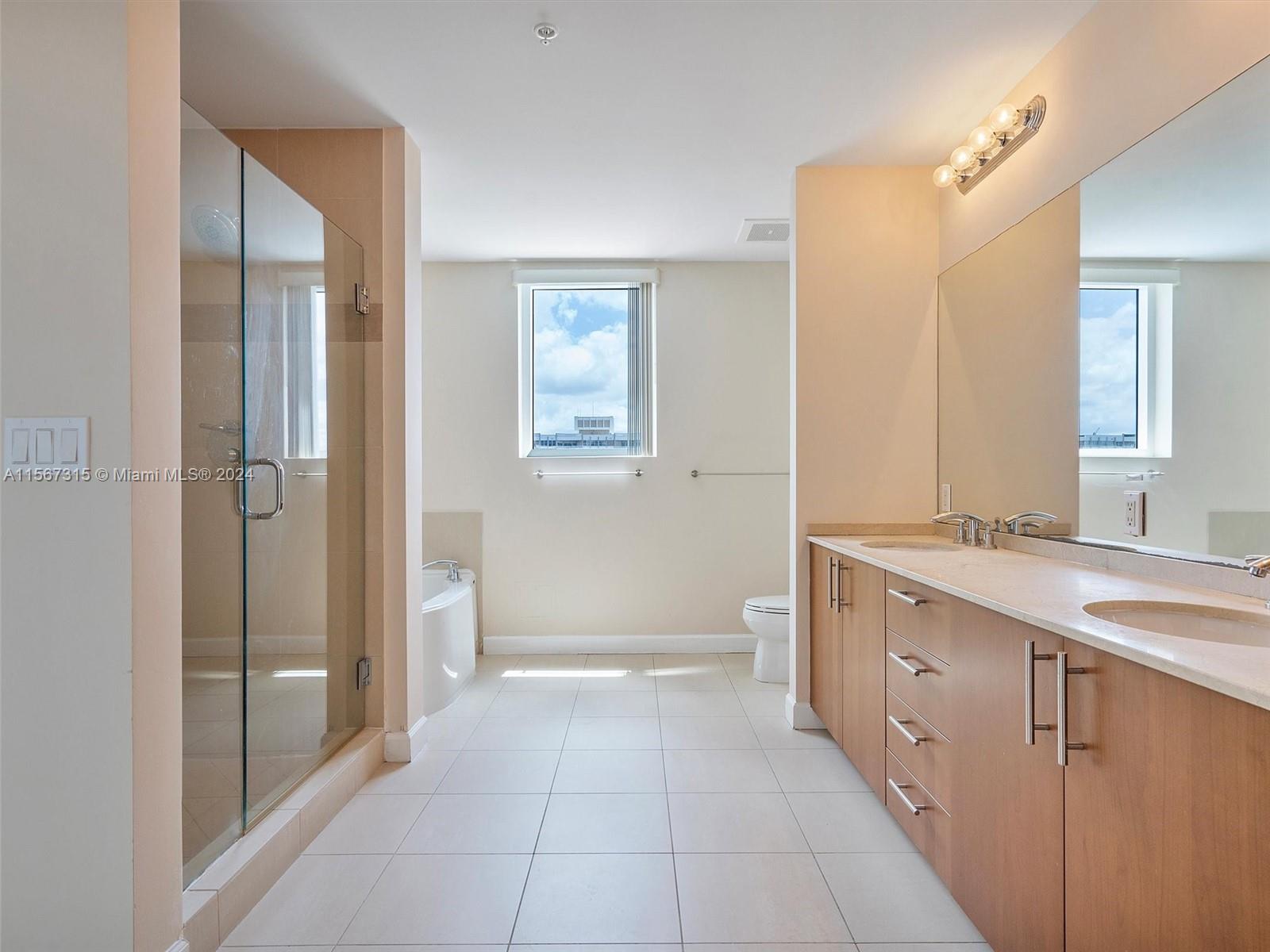 1945 S Ocean Drive 1903, Hallandale Beach, Florida 33009, 2 Bedrooms Bedrooms, ,2 BathroomsBathrooms,Residential,For Sale,1945 S Ocean Drive 1903,A11567315