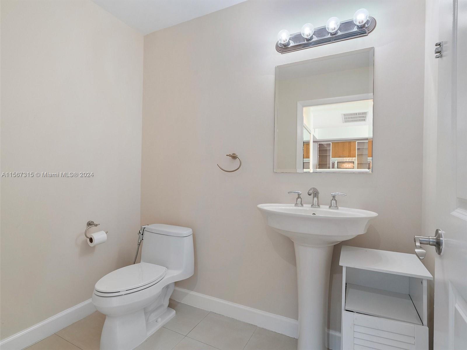 1945 S Ocean Drive 1903, Hallandale Beach, Florida 33009, 2 Bedrooms Bedrooms, ,2 BathroomsBathrooms,Residential,For Sale,1945 S Ocean Drive 1903,A11567315