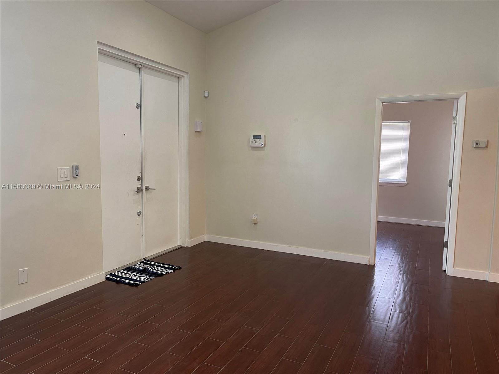 552 NE 74th St, Miami, Florida 33138, 3 Bedrooms Bedrooms, ,2 BathroomsBathrooms,Residentiallease,For Rent,552 NE 74th St,A11563380