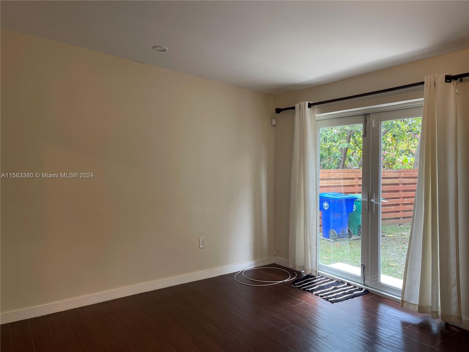 552 NE 74th St, Miami, Florida 33138, 3 Bedrooms Bedrooms, ,2 BathroomsBathrooms,Residentiallease,For Rent,552 NE 74th St,A11563380
