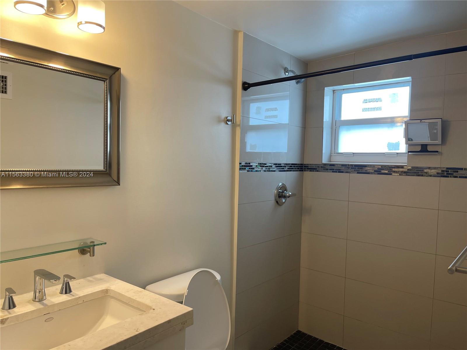 552 NE 74th St, Miami, Florida 33138, 3 Bedrooms Bedrooms, ,2 BathroomsBathrooms,Residentiallease,For Rent,552 NE 74th St,A11563380