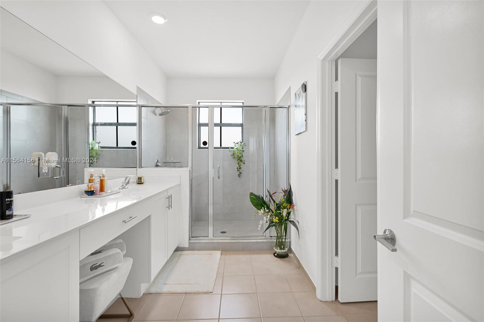 2567 SE 2nd St, Homestead, Florida 33033, 4 Bedrooms Bedrooms, 10 Rooms Rooms,3 BathroomsBathrooms,Residential,For Sale,2567 SE 2nd St,A11564156