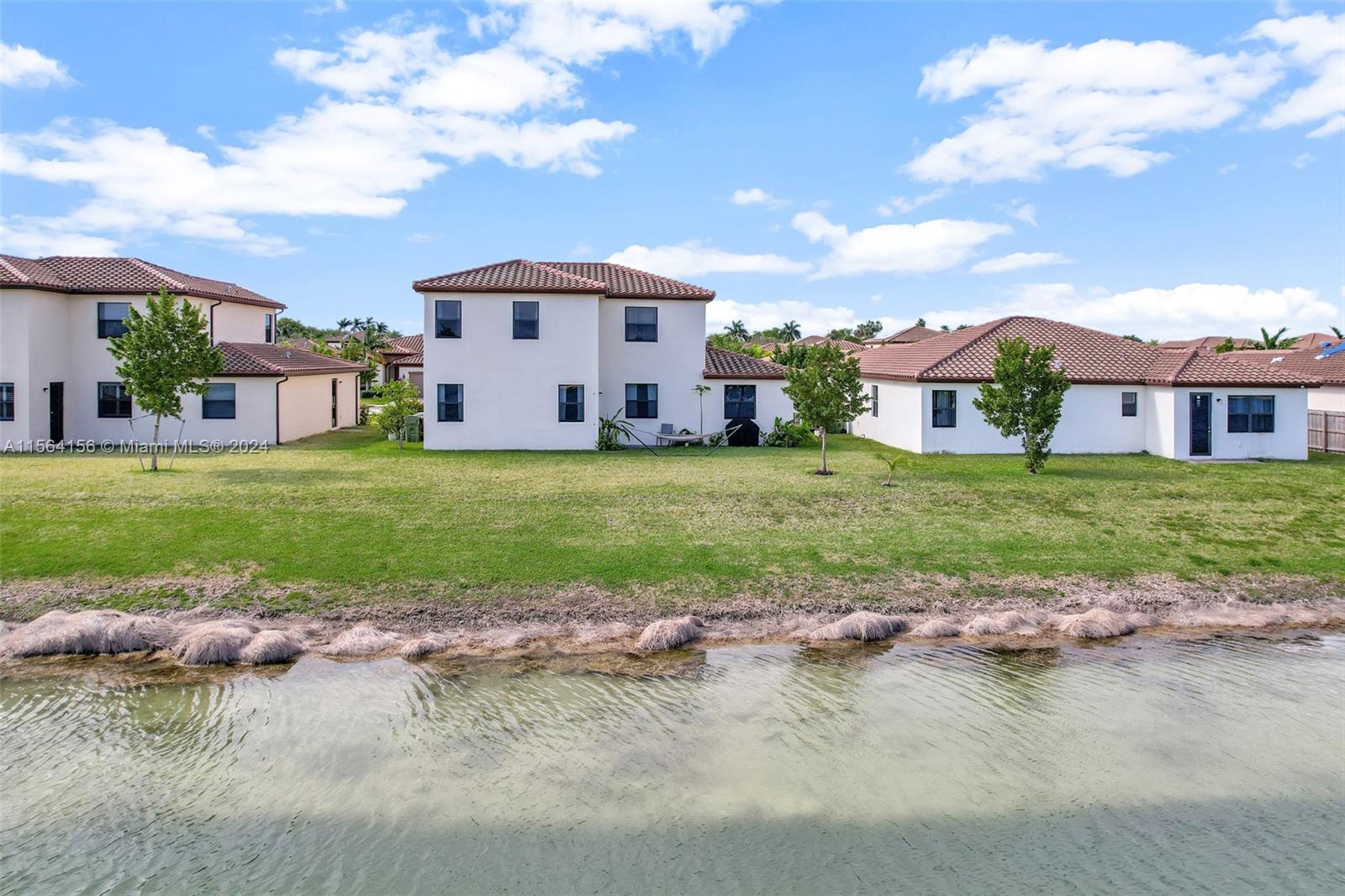 2567 SE 2nd St, Homestead, Florida 33033, 4 Bedrooms Bedrooms, 10 Rooms Rooms,3 BathroomsBathrooms,Residential,For Sale,2567 SE 2nd St,A11564156