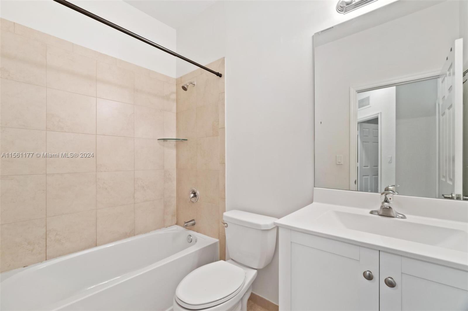 177 SE 33rd Pl 177, Homestead, Florida 33033, 3 Bedrooms Bedrooms, ,2 BathroomsBathrooms,Residentiallease,For Rent,177 SE 33rd Pl 177,A11561177