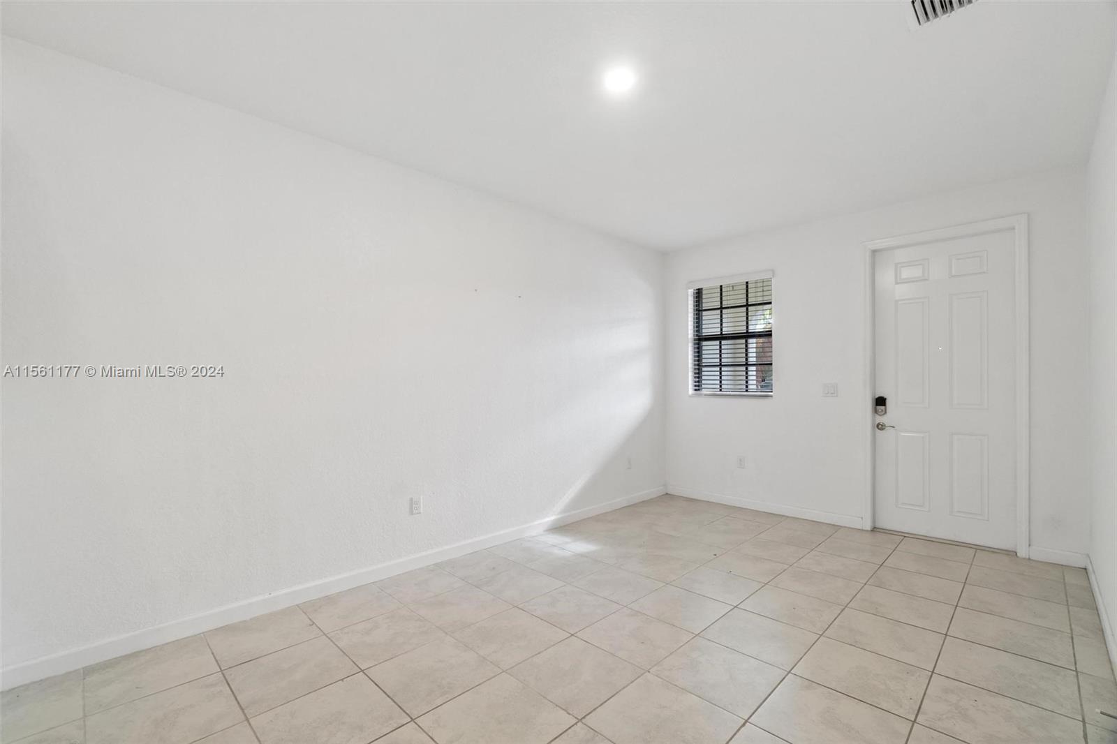 177 SE 33rd Pl 177, Homestead, Florida 33033, 3 Bedrooms Bedrooms, ,2 BathroomsBathrooms,Residentiallease,For Rent,177 SE 33rd Pl 177,A11561177