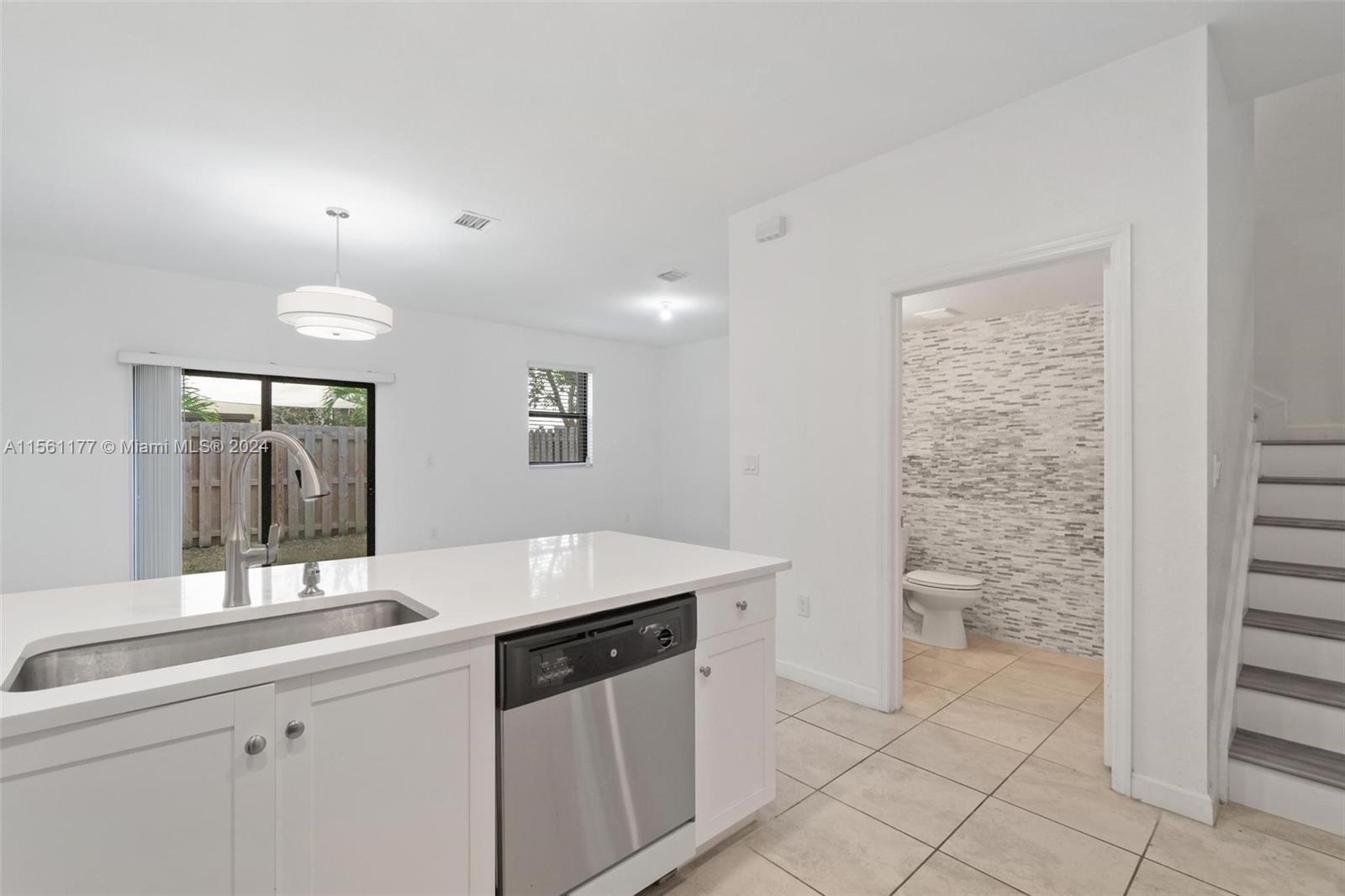 177 SE 33rd Pl 177, Homestead, Florida 33033, 3 Bedrooms Bedrooms, ,2 BathroomsBathrooms,Residentiallease,For Rent,177 SE 33rd Pl 177,A11561177