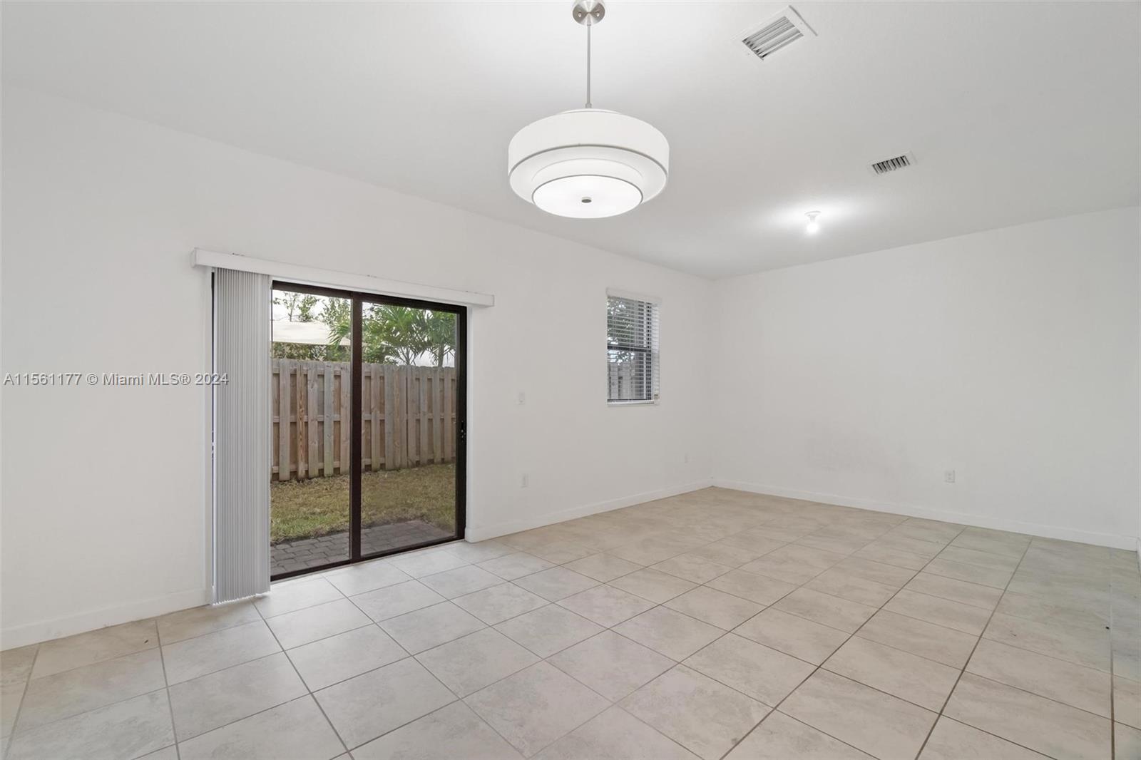177 SE 33rd Pl 177, Homestead, Florida 33033, 3 Bedrooms Bedrooms, ,2 BathroomsBathrooms,Residentiallease,For Rent,177 SE 33rd Pl 177,A11561177