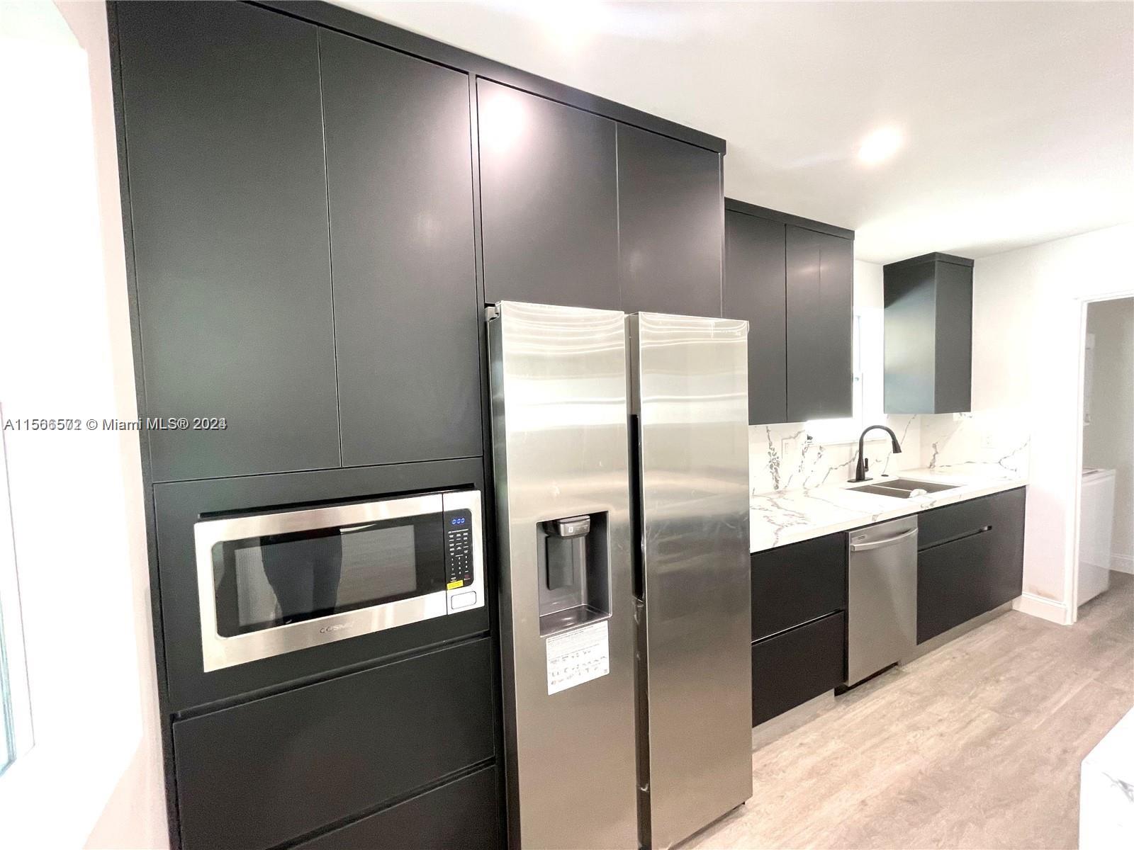 2210 Cody St, Hollywood, Florida 33020, 3 Bedrooms Bedrooms, ,2 BathroomsBathrooms,Residential,For Sale,2210 Cody St,A11566572