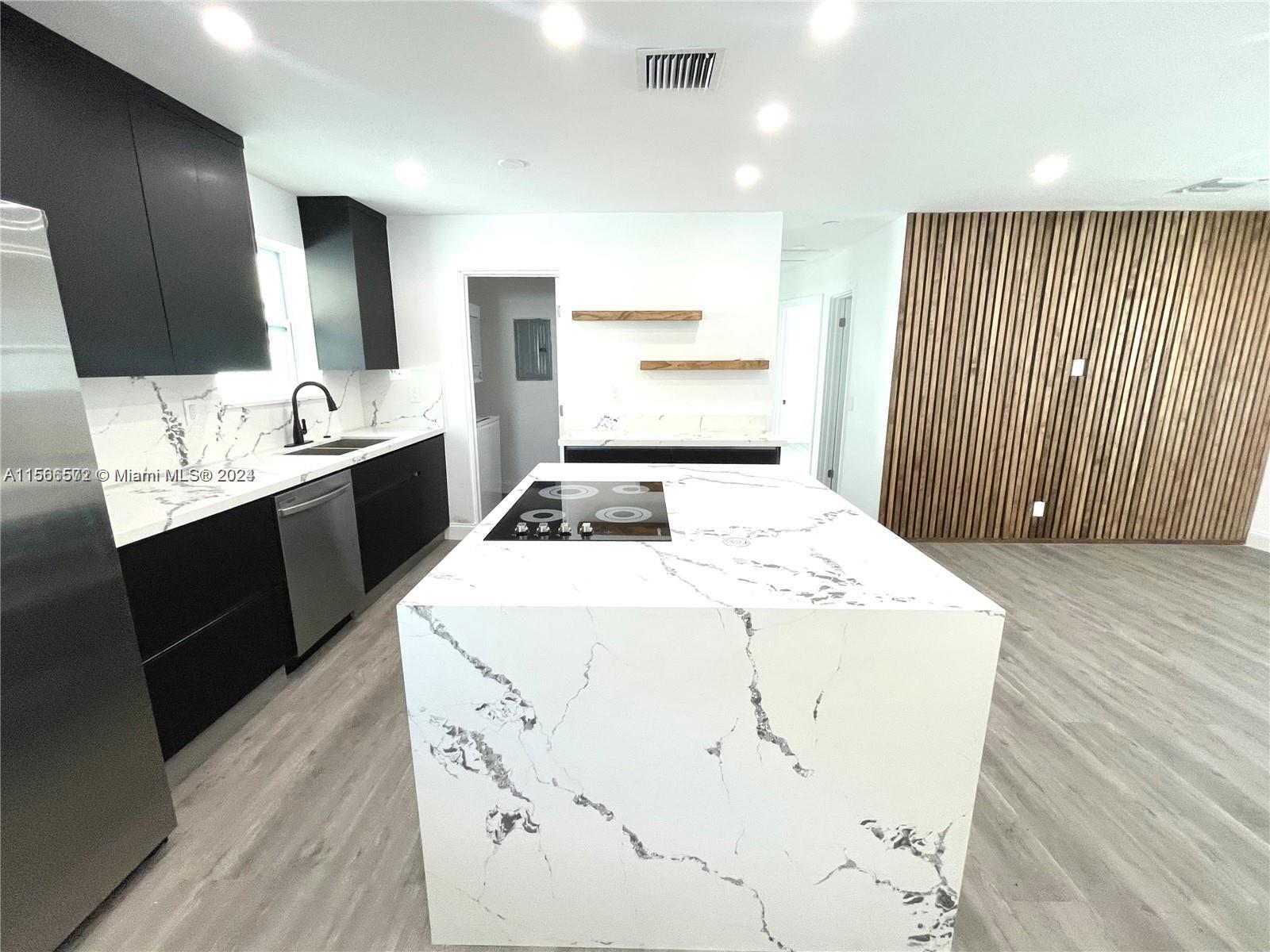 2210 Cody St, Hollywood, Florida 33020, 3 Bedrooms Bedrooms, ,2 BathroomsBathrooms,Residential,For Sale,2210 Cody St,A11566572