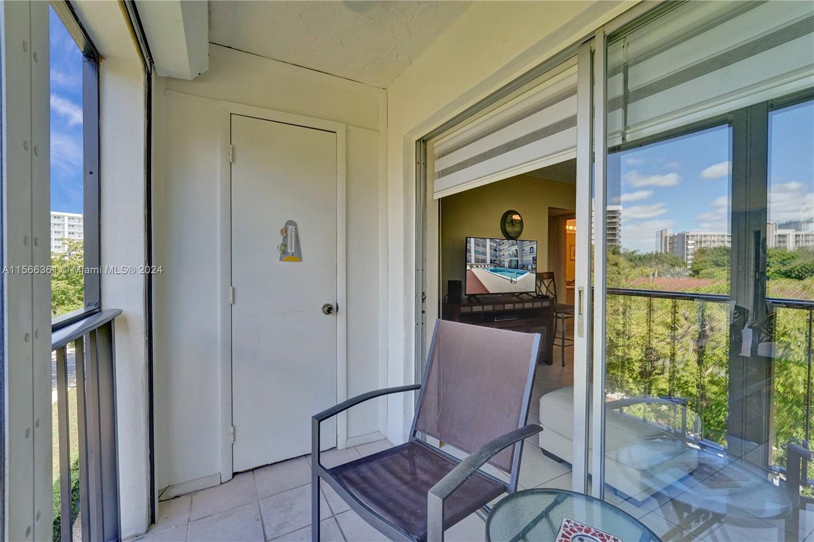 201 178th Dr 403, Sunny Isles Beach, Florida 33160, 2 Bedrooms Bedrooms, ,1 BathroomBathrooms,Residentiallease,For Rent,201 178th Dr 403,A11566361