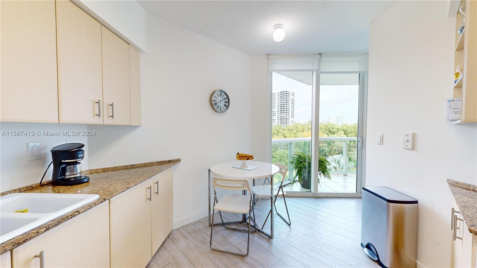 3370 Hidden Bay Dr 402, Aventura, Florida 33180, 2 Bedrooms Bedrooms, ,2 BathroomsBathrooms,Residential,For Sale,3370 Hidden Bay Dr 402,A11567419