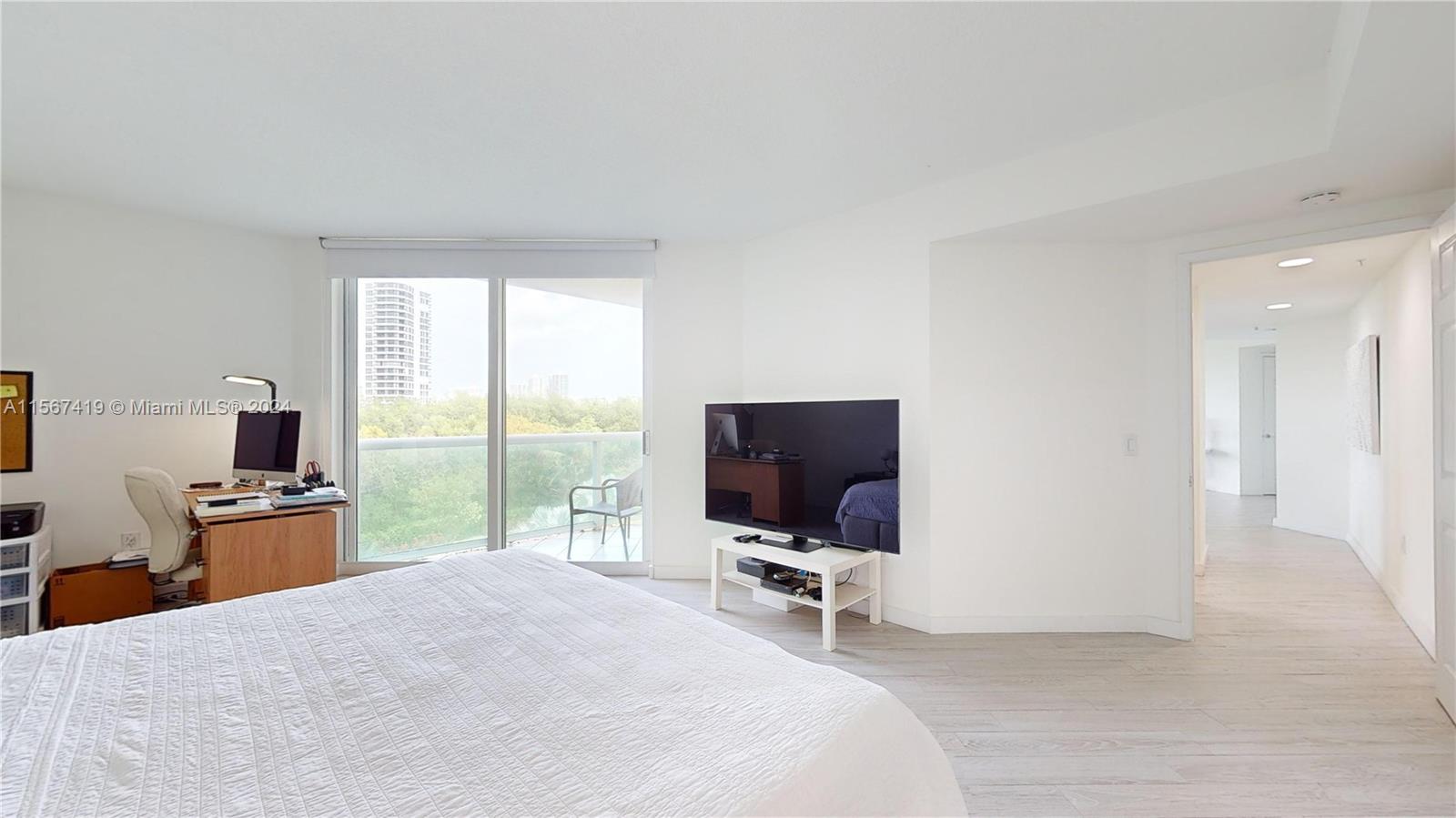 3370 Hidden Bay Dr 402, Aventura, Florida 33180, 2 Bedrooms Bedrooms, ,2 BathroomsBathrooms,Residential,For Sale,3370 Hidden Bay Dr 402,A11567419