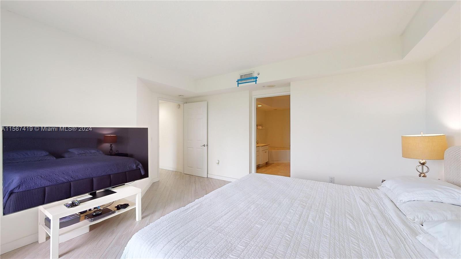 3370 Hidden Bay Dr 402, Aventura, Florida 33180, 2 Bedrooms Bedrooms, ,2 BathroomsBathrooms,Residential,For Sale,3370 Hidden Bay Dr 402,A11567419