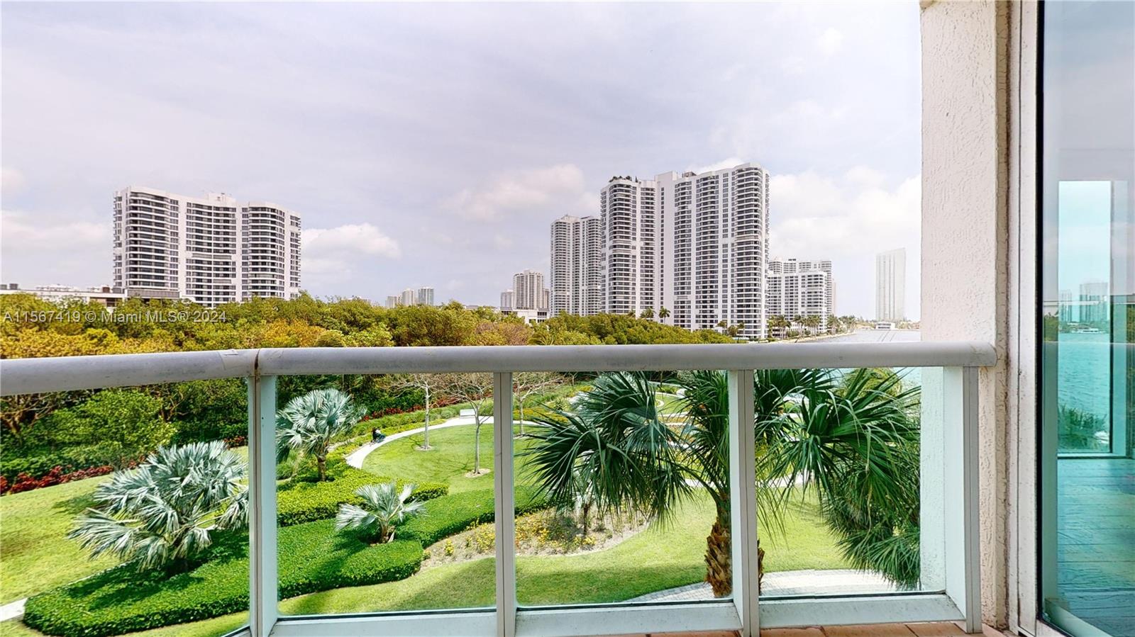 3370 Hidden Bay Dr 402, Aventura, Florida 33180, 2 Bedrooms Bedrooms, ,2 BathroomsBathrooms,Residential,For Sale,3370 Hidden Bay Dr 402,A11567419
