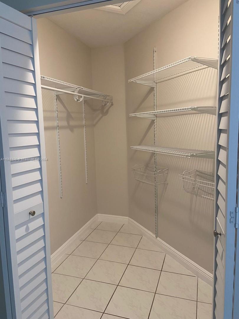 8320 NW 10th St 5, Miami, Florida 33126, 3 Bedrooms Bedrooms, ,2 BathroomsBathrooms,Residential,For Sale,8320 NW 10th St 5,A11568176