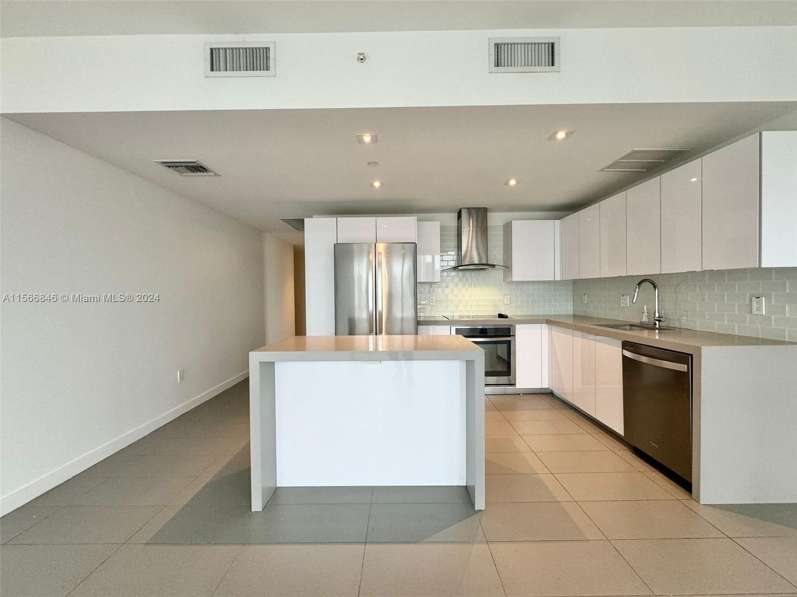 1600 NE 1st Ave 2406, Miami, Florida 33132, 2 Bedrooms Bedrooms, ,2 BathroomsBathrooms,Residentiallease,For Rent,1600 NE 1st Ave 2406,A11566846