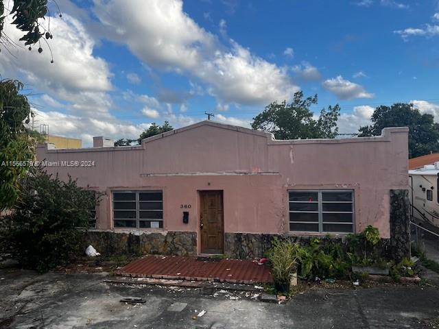 360 E 8th St  For Sale A11566570, FL