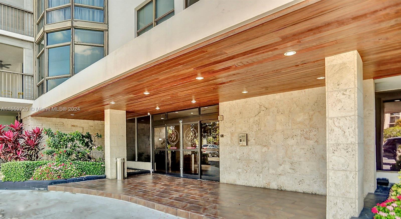 3375 N Country Club Dr 807, Aventura, Florida 33180, 2 Bedrooms Bedrooms, ,2 BathroomsBathrooms,Residential,For Sale,3375 N Country Club Dr 807,A11559720
