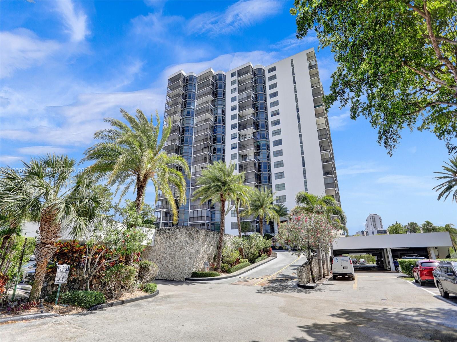 3375 N Country Club Dr 807, Aventura, Florida 33180, 2 Bedrooms Bedrooms, ,2 BathroomsBathrooms,Residential,For Sale,3375 N Country Club Dr 807,A11559720