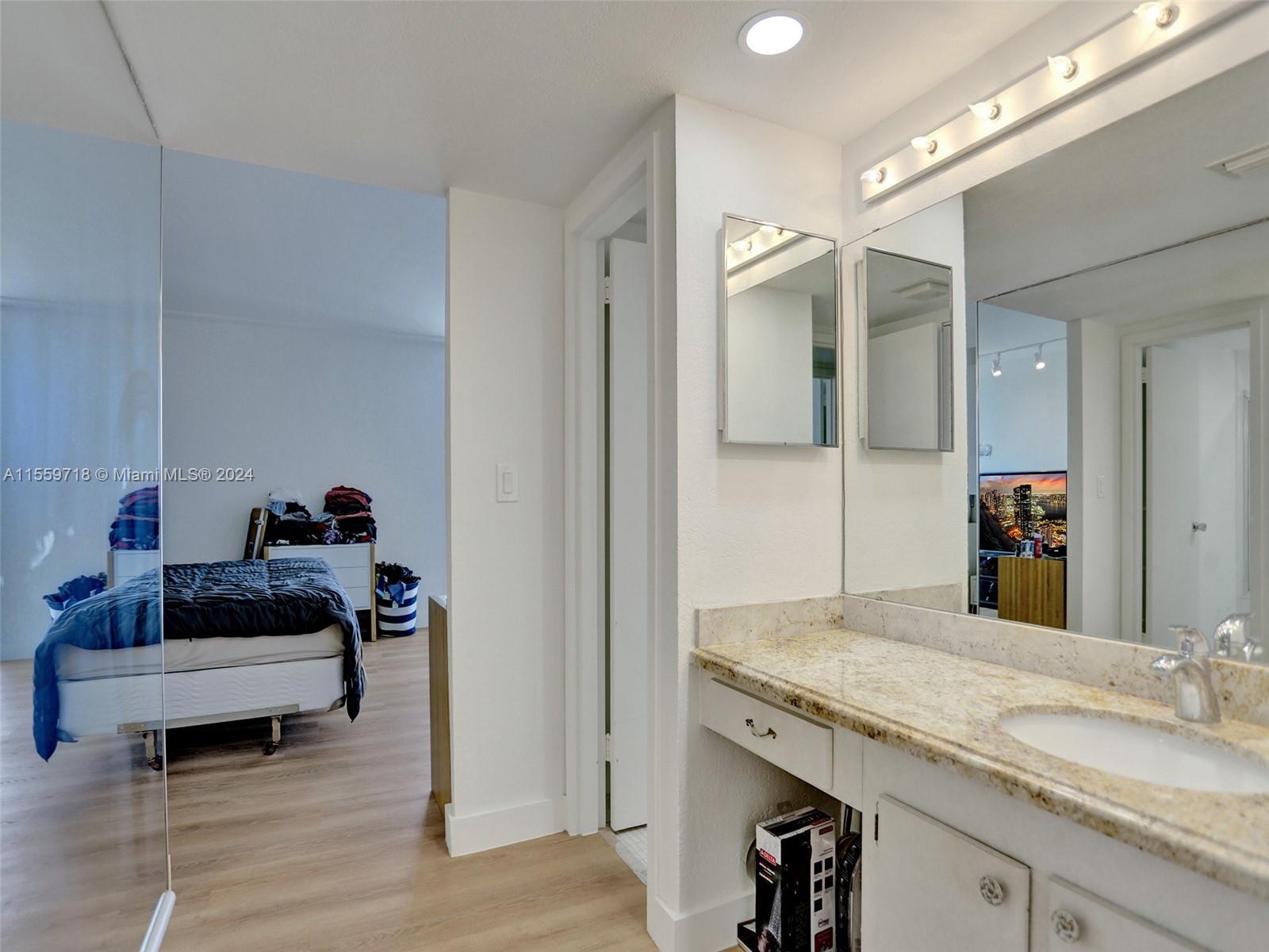 3375 N Country Club Dr 806, Aventura, Florida 33180, 2 Bedrooms Bedrooms, ,2 BathroomsBathrooms,Residential,For Sale,3375 N Country Club Dr 806,A11559718