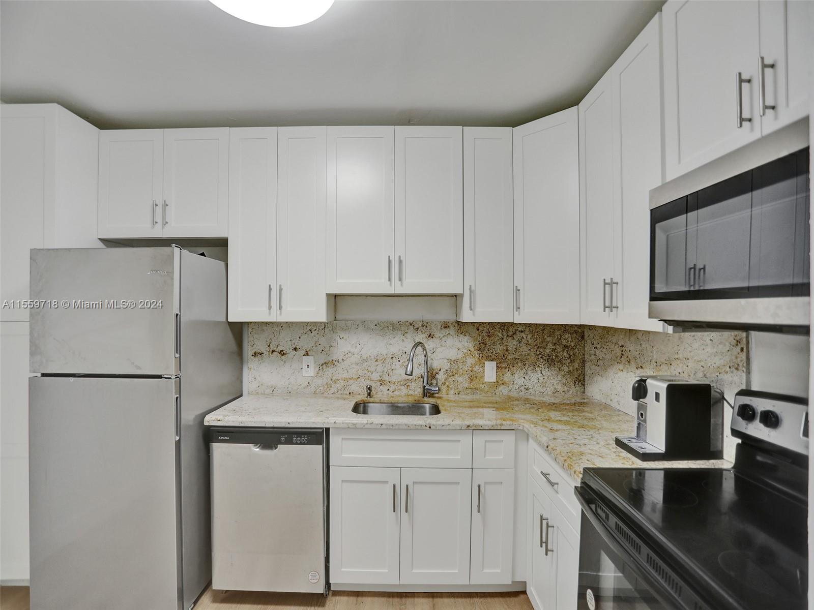 3375 N Country Club Dr 806, Aventura, Florida 33180, 2 Bedrooms Bedrooms, ,2 BathroomsBathrooms,Residential,For Sale,3375 N Country Club Dr 806,A11559718