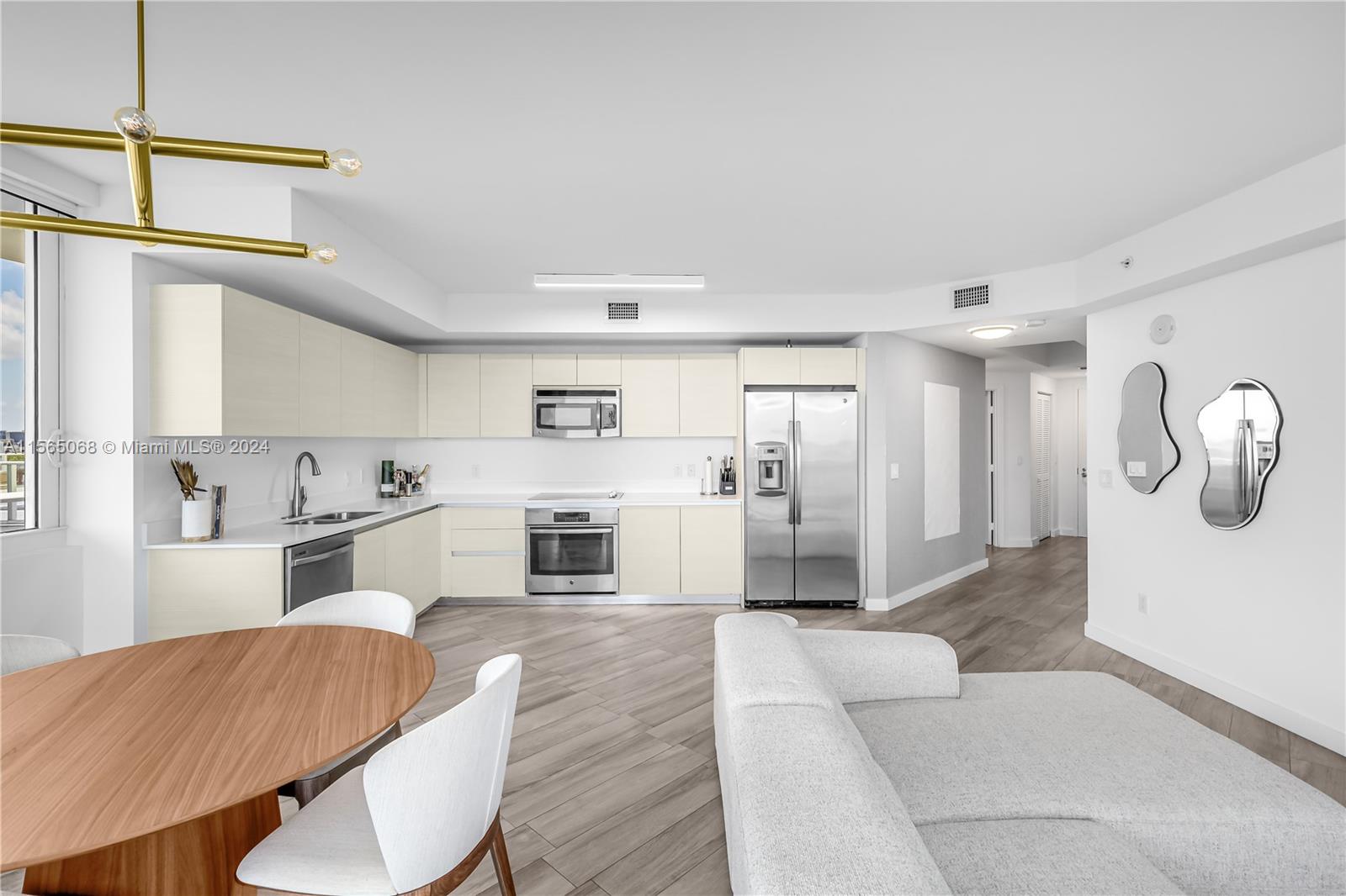 4250 Biscayne Blvd 701, Miami, Florida 33137, 2 Bedrooms Bedrooms, ,2 BathroomsBathrooms,Residentiallease,For Rent,4250 Biscayne Blvd 701,A11565068