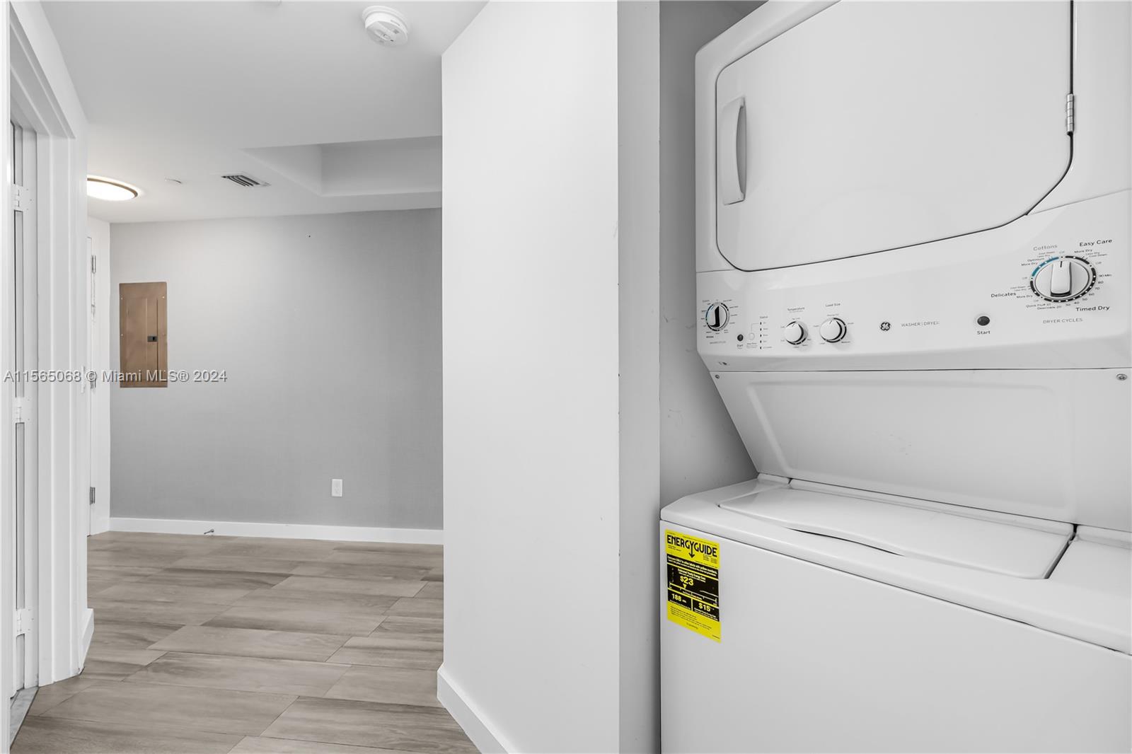 4250 Biscayne Blvd 701, Miami, Florida 33137, 2 Bedrooms Bedrooms, ,2 BathroomsBathrooms,Residentiallease,For Rent,4250 Biscayne Blvd 701,A11565068