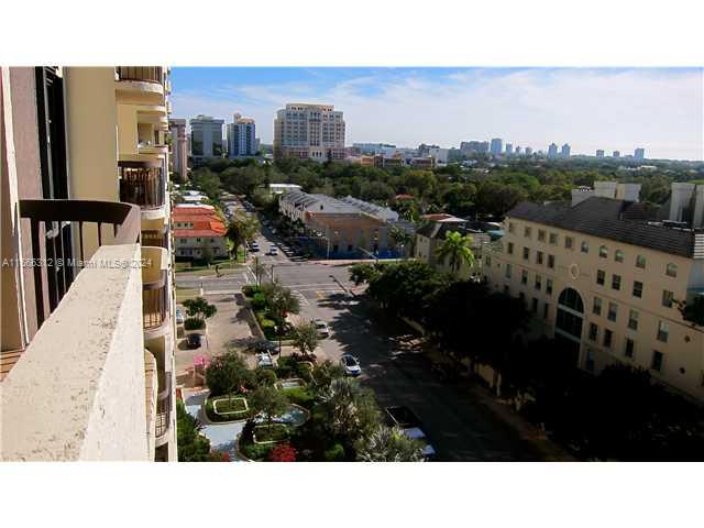 600 BILTMORE WY 1014, Coral Gables, Florida 33134, 2 Bedrooms Bedrooms, ,2 BathroomsBathrooms,Residentiallease,For Rent,600 BILTMORE WY 1014,A11566312
