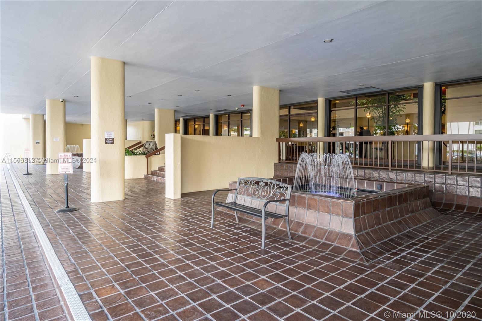 600 BILTMORE WY 1014, Coral Gables, Florida 33134, 2 Bedrooms Bedrooms, ,2 BathroomsBathrooms,Residentiallease,For Rent,600 BILTMORE WY 1014,A11566312