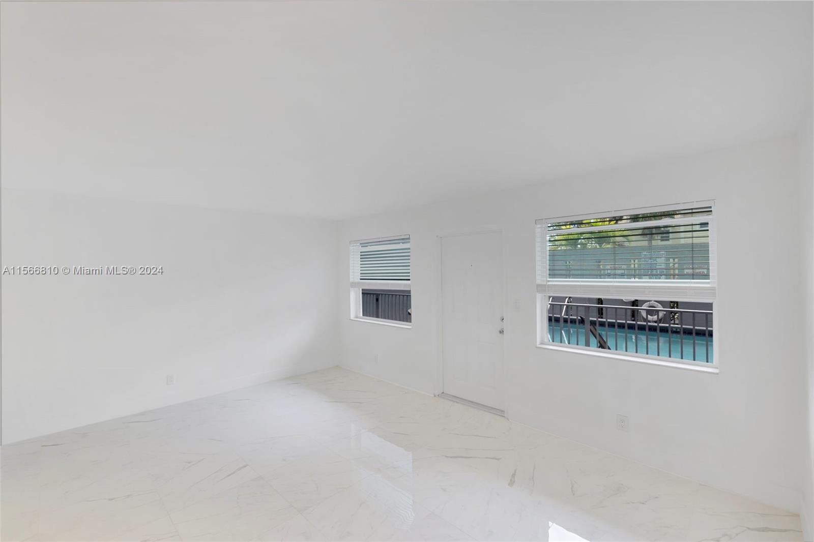 611 NE 14th Ave 102, Fort Lauderdale, Florida 33304, 1 Bedroom Bedrooms, ,1 BathroomBathrooms,Residential,For Sale,611 NE 14th Ave 102,A11566810