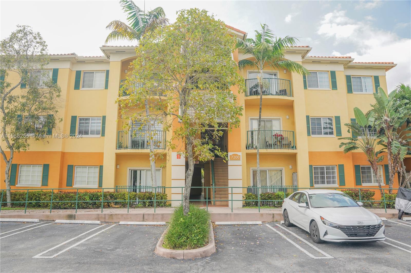 7200 NW 114 Ave #305 For Sale A11568255, FL