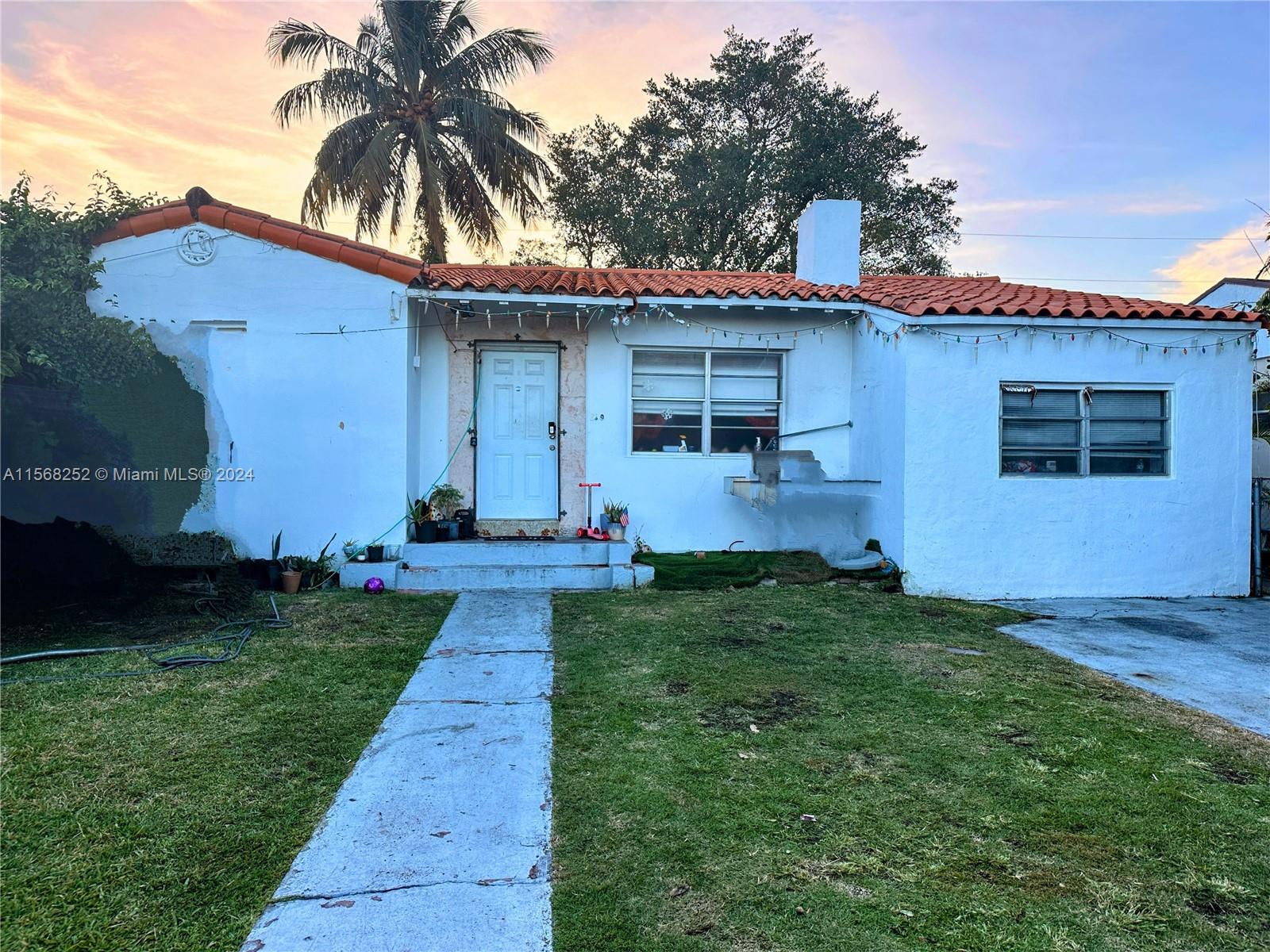810 NW 17th Ct, Miami, Florida 33125, 4 Bedrooms Bedrooms, ,2 BathroomsBathrooms,Residential,For Sale,810 NW 17th Ct,A11568252