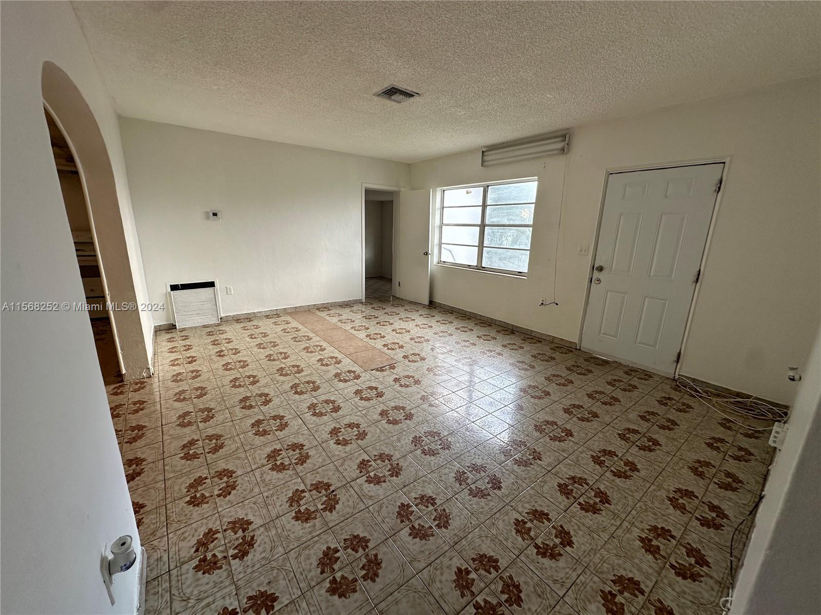 810 NW 17th Ct, Miami, Florida 33125, 4 Bedrooms Bedrooms, ,2 BathroomsBathrooms,Residential,For Sale,810 NW 17th Ct,A11568252