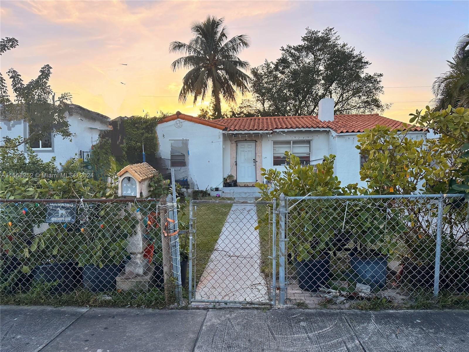 810 NW 17th Ct, Miami, Florida 33125, 4 Bedrooms Bedrooms, ,2 BathroomsBathrooms,Residential,For Sale,810 NW 17th Ct,A11568252