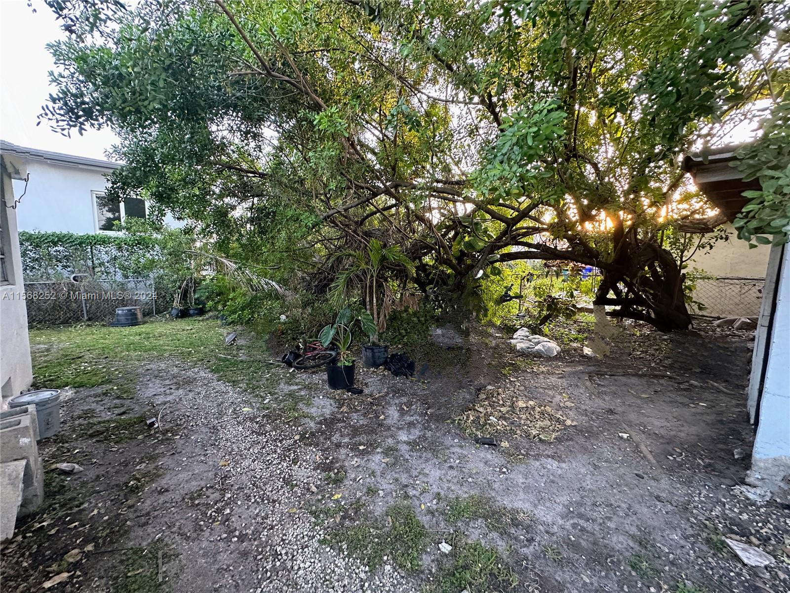 810 NW 17th Ct, Miami, Florida 33125, 4 Bedrooms Bedrooms, ,2 BathroomsBathrooms,Residential,For Sale,810 NW 17th Ct,A11568252