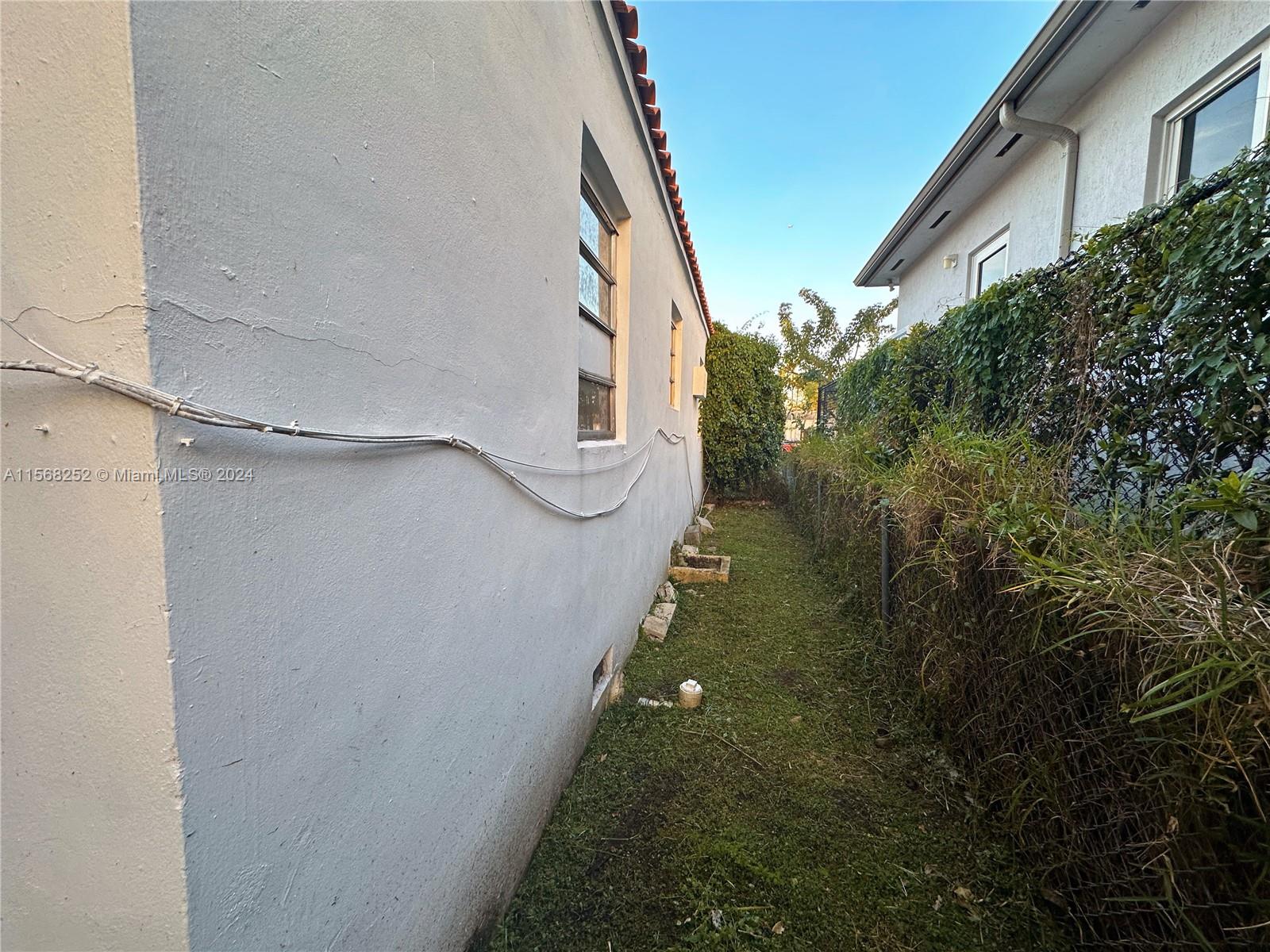 810 NW 17th Ct, Miami, Florida 33125, 4 Bedrooms Bedrooms, ,2 BathroomsBathrooms,Residential,For Sale,810 NW 17th Ct,A11568252