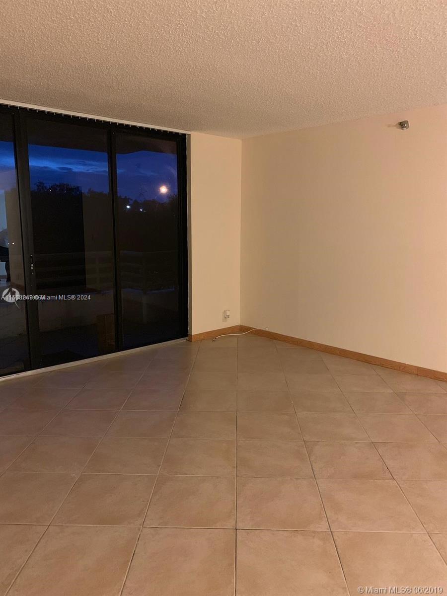 3300 NE 191st St 305, Aventura, Florida 33180, 2 Bedrooms Bedrooms, ,2 BathroomsBathrooms,Residentiallease,For Rent,3300 NE 191st St 305,A11568249