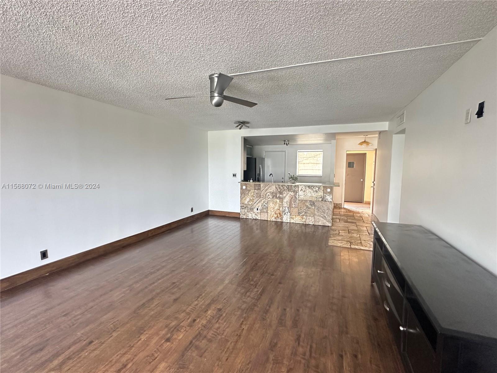 900 NE 12th Ave 501, Hallandale Beach, Florida 33009, 2 Bedrooms Bedrooms, ,2 BathroomsBathrooms,Residentiallease,For Rent,900 NE 12th Ave 501,A11568072