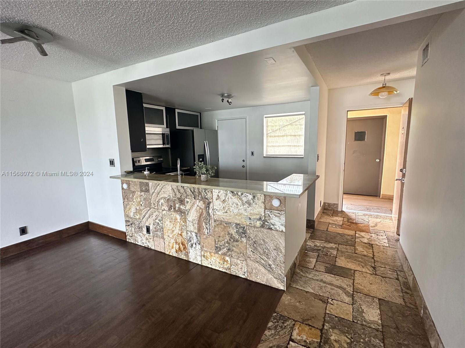 900 NE 12th Ave 501, Hallandale Beach, Florida 33009, 2 Bedrooms Bedrooms, ,2 BathroomsBathrooms,Residentiallease,For Rent,900 NE 12th Ave 501,A11568072