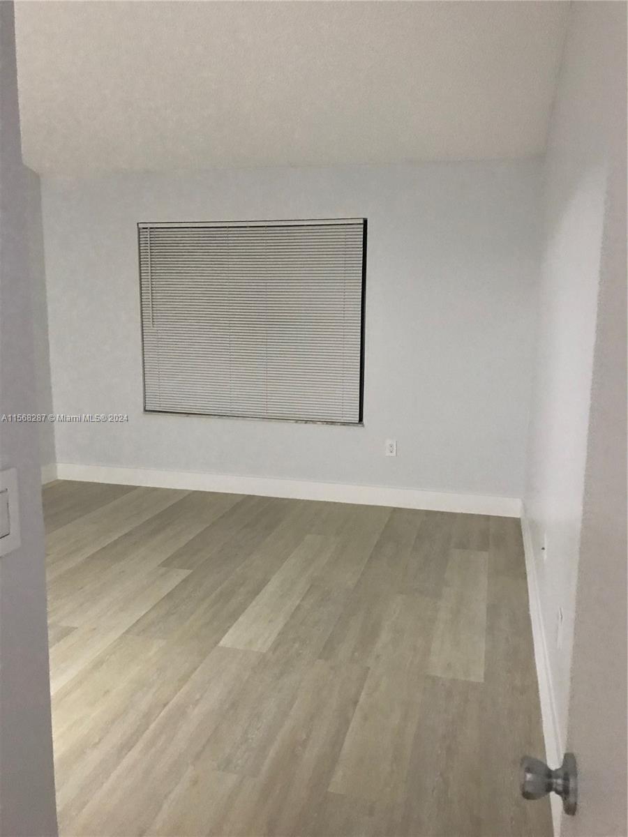 8211 NW 191st St 3-E, Hialeah, Florida 33015, 2 Bedrooms Bedrooms, ,2 BathroomsBathrooms,Residentiallease,For Rent,8211 NW 191st St 3-E,A11568287